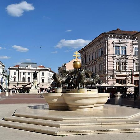 Szeged Suncity Apartman Segedín Exteriér fotografie