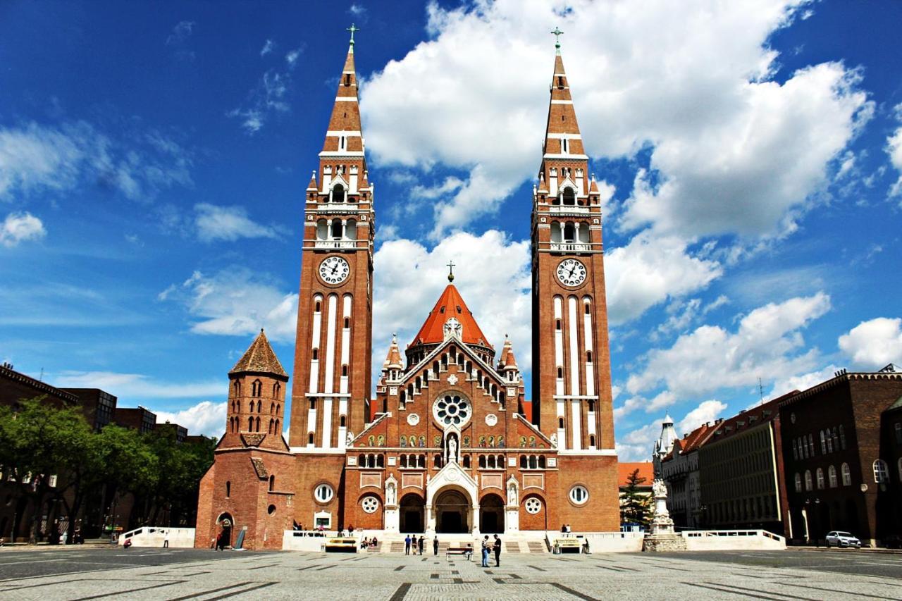 Szeged Suncity Apartman Segedín Exteriér fotografie